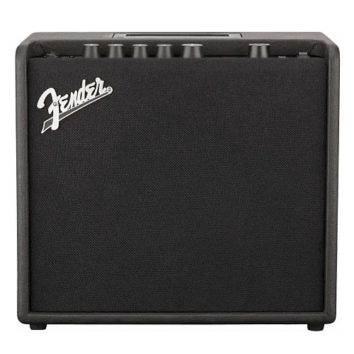 Fender Mustang LT25 Комбоусилитель.